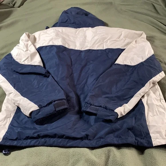 Men’s Air Force jacket w/ fleece lining. Armpit to armpit approx. 26 1/2 inches - Picture 10 of 14